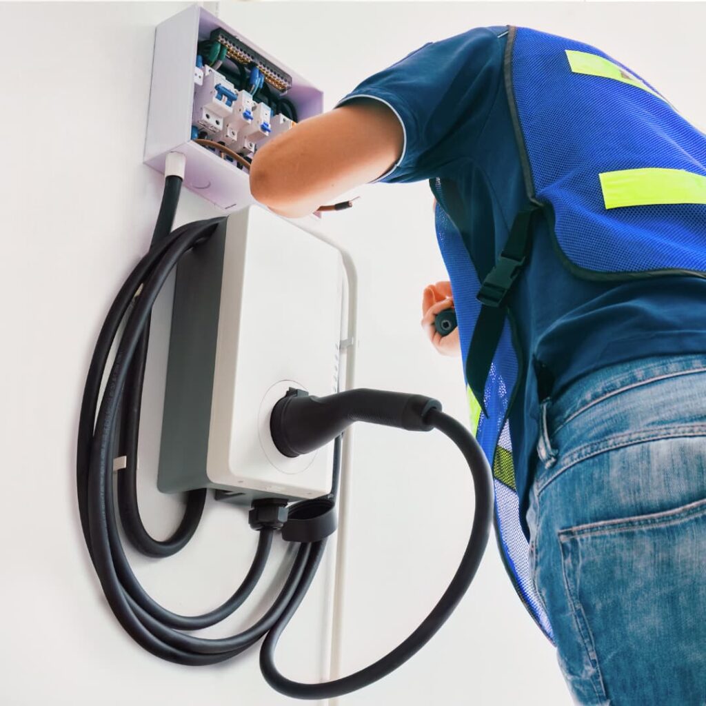 Otthoni AC töltő telepítése elektromos autóhoz