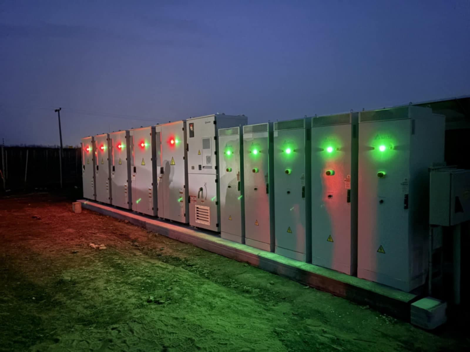CATL energiatároló céges telepítés – önellátás és tartalék